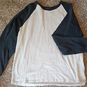 Classic Two-Tone Raglan Long Sleeve Tee - Black & Light Gray